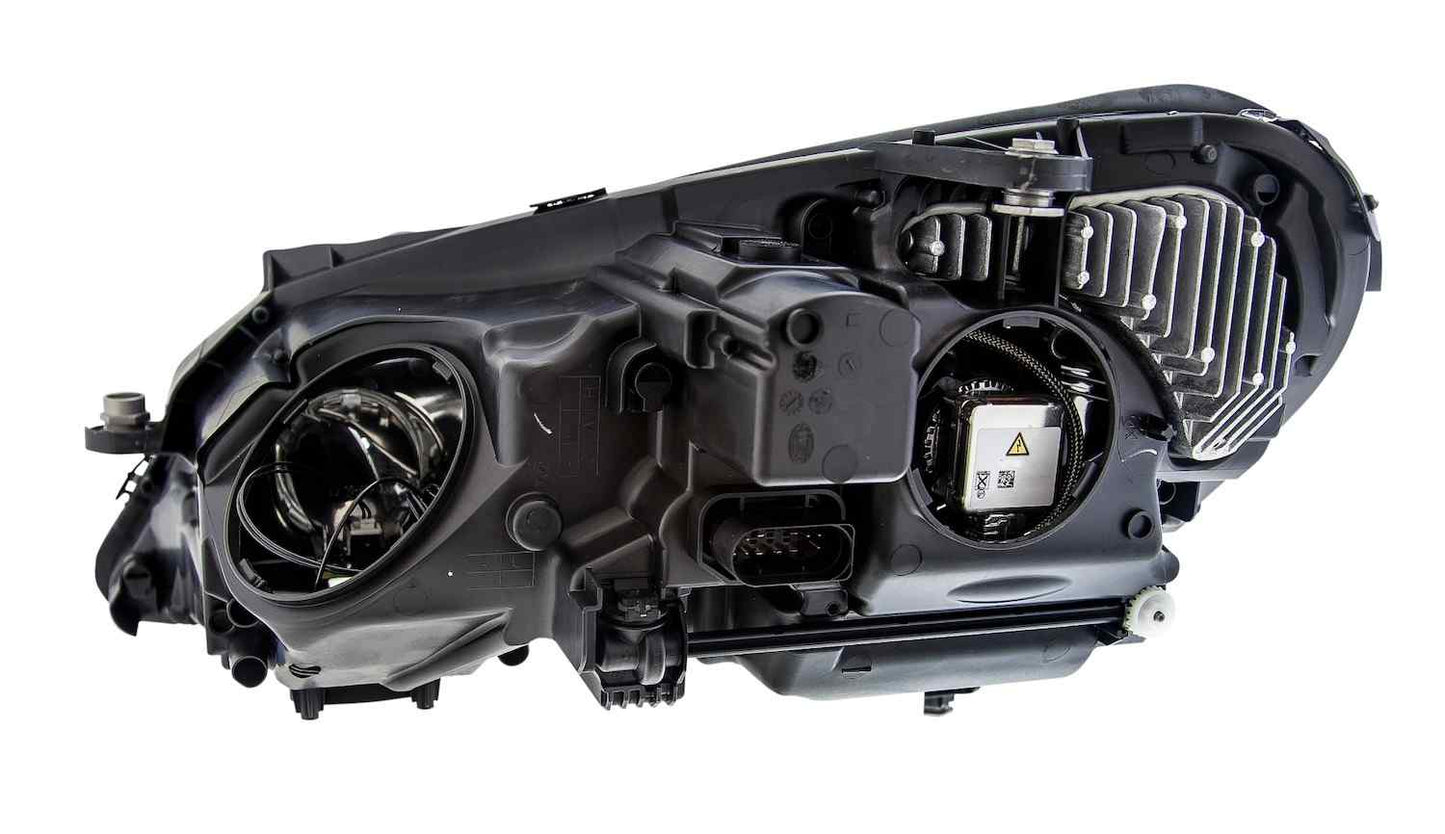 Connector View of Front Right Headlight Assembly HELLA 011705141