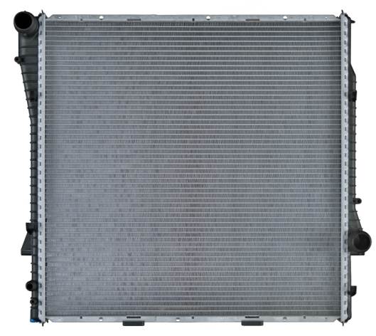 Front View of Radiator MAHLE CR566000P