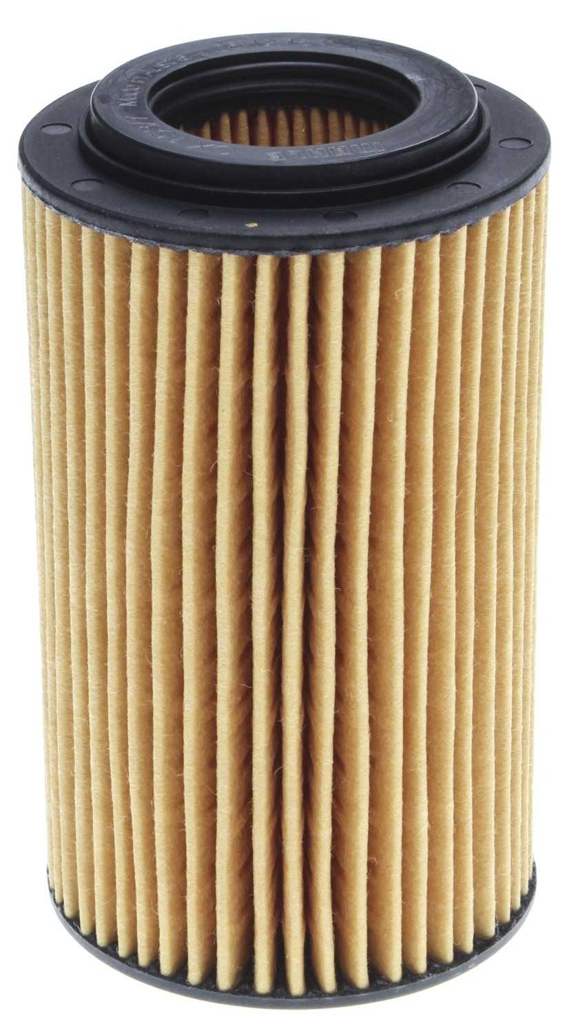 Angle View of Engine Oil Filter MAHLE OX153/7D2