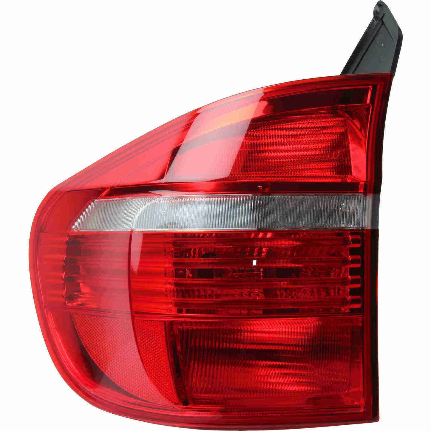 Front View of Tail Light Assembly MARELLI LUS5642