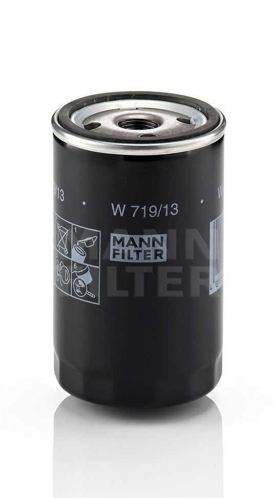 Front View of Engine Oil Filter MANN W719/13