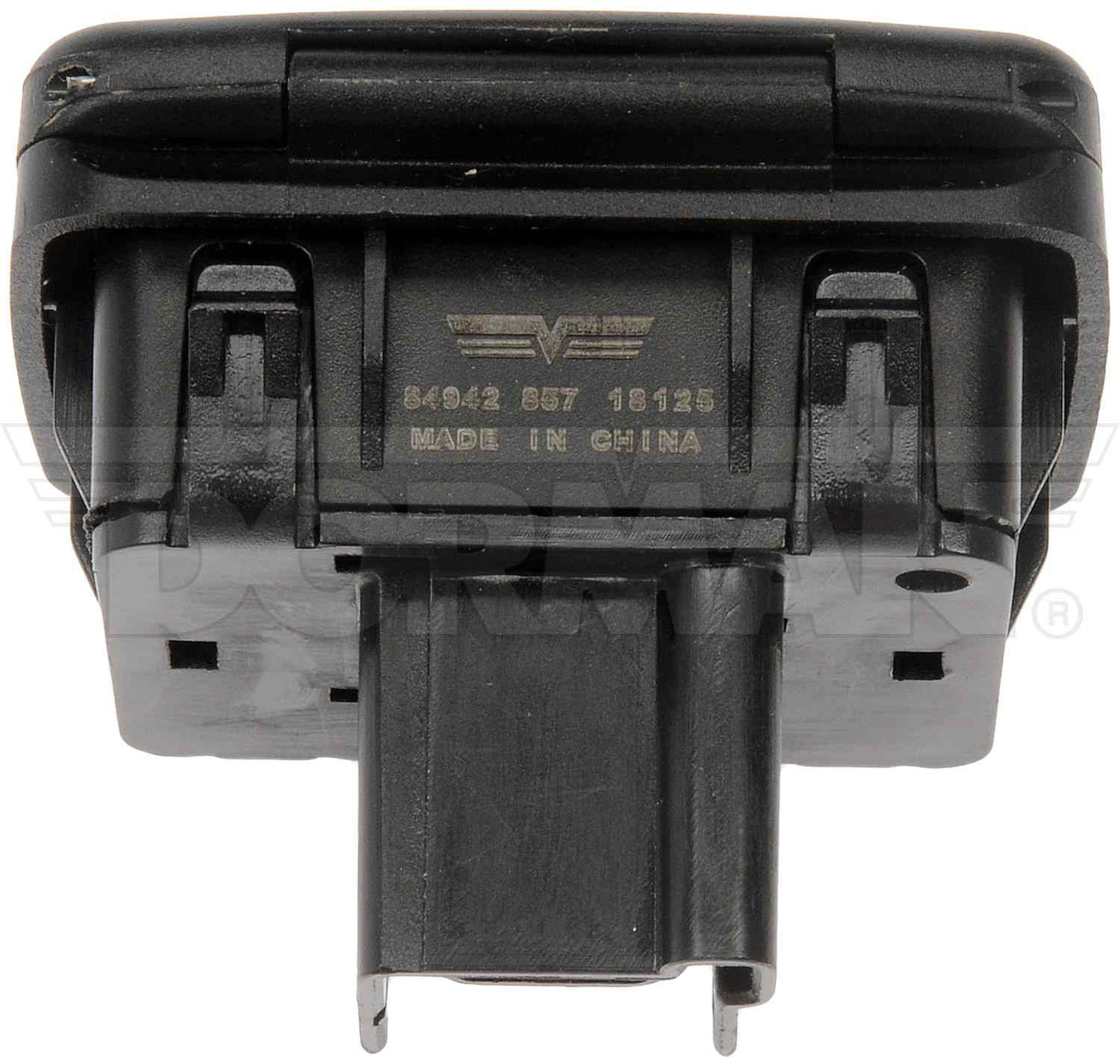 Front View of 110 Volt Accessory Power Outlet MOTORMITE 84942