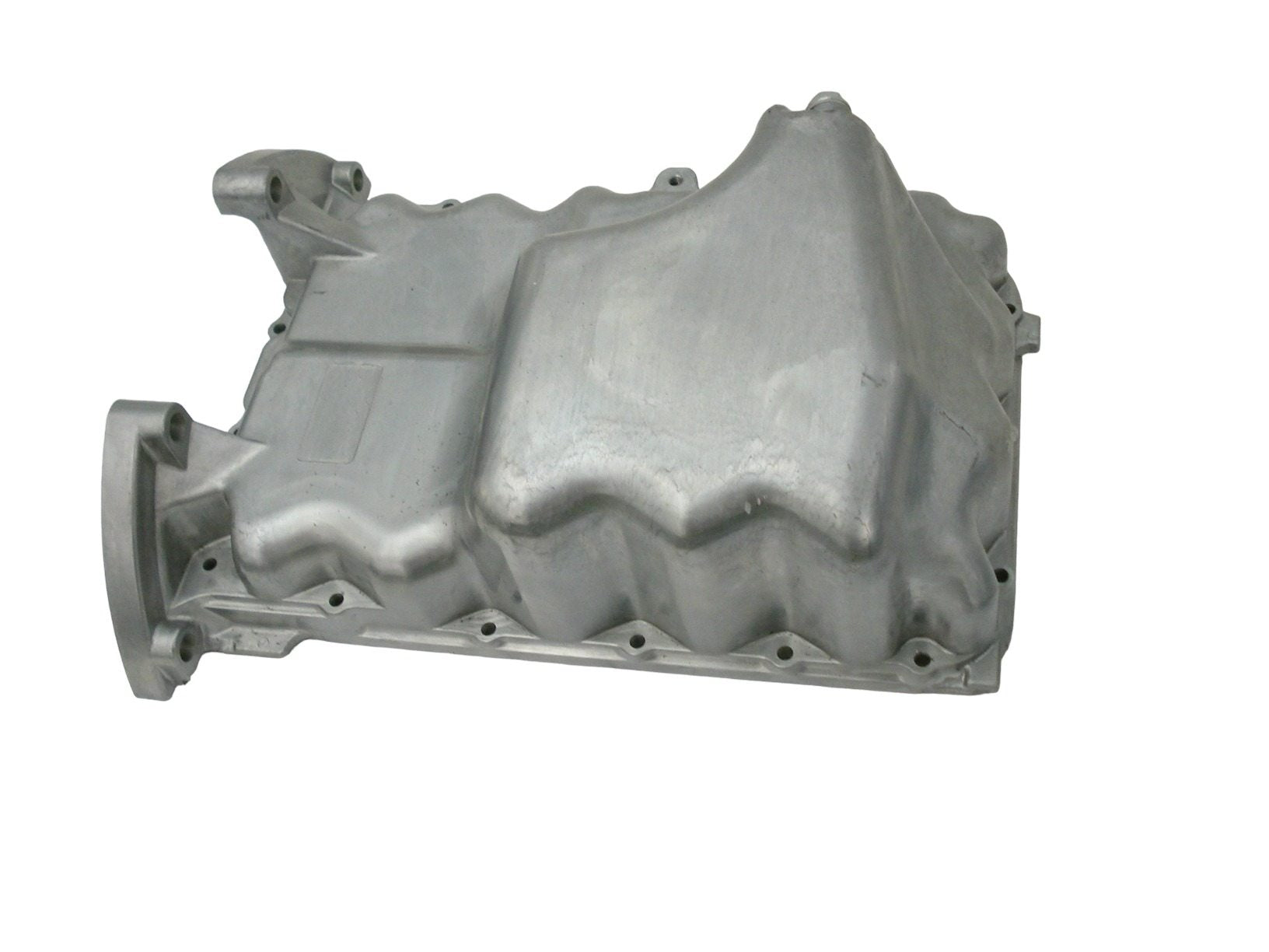 Side View of Engine Oil Pan MTC 8518