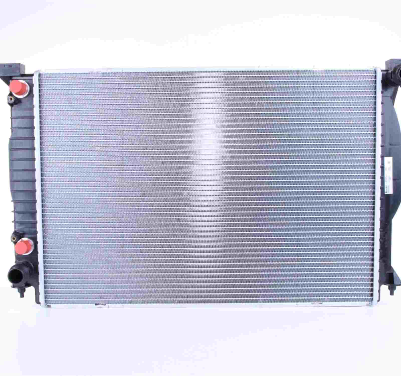 Left View of Radiator NISSENS 60329