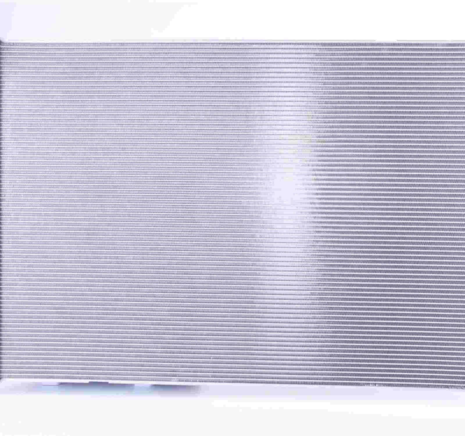 Angle View of Radiator NISSENS 606705