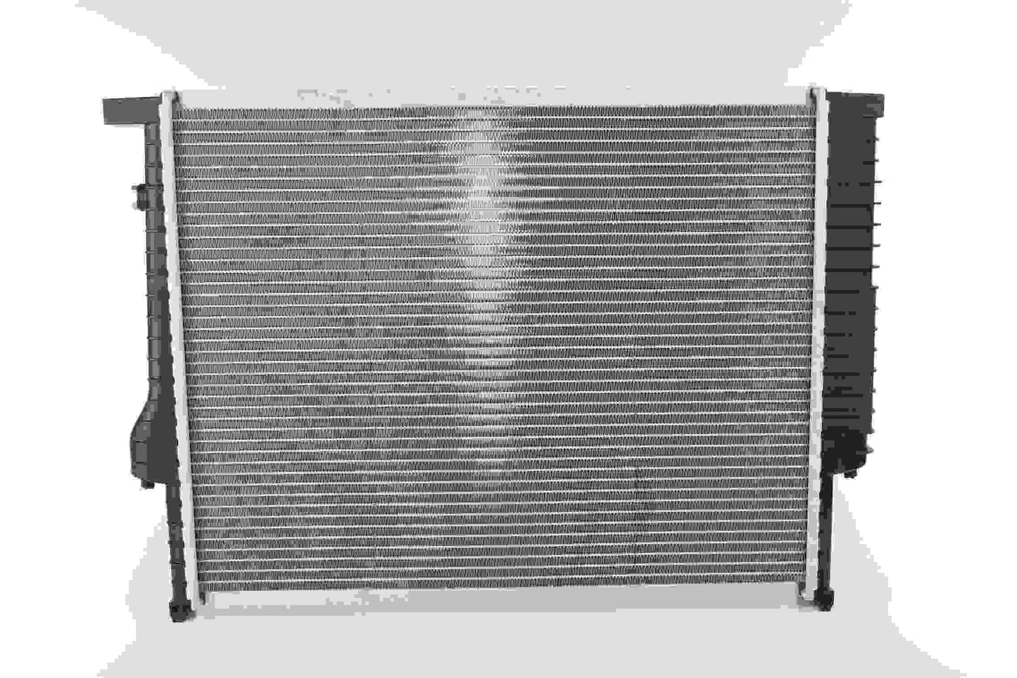 Front View of Radiator NISSENS 60759A