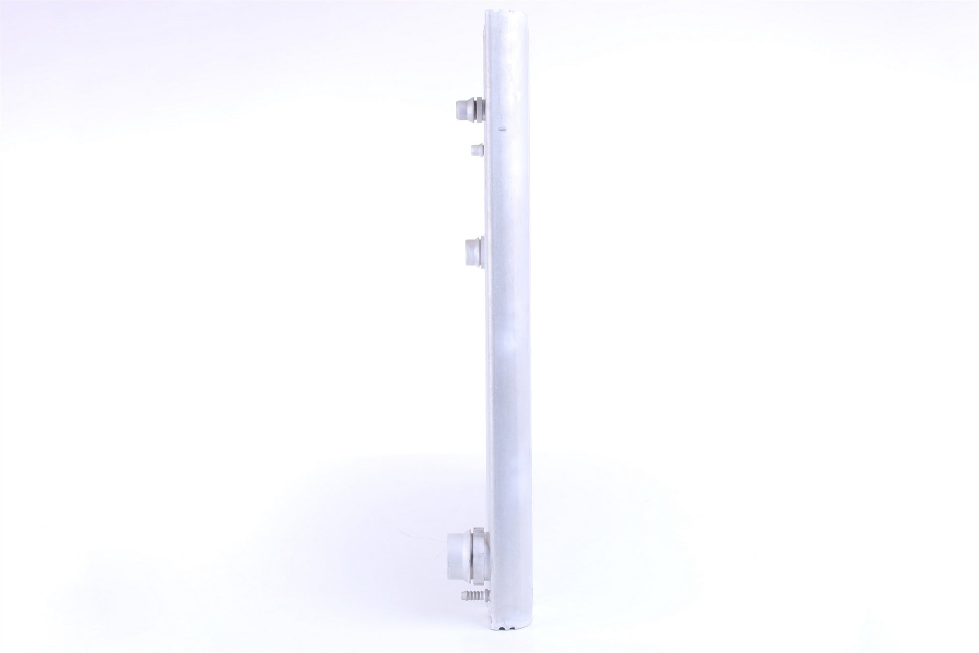 Front View of Radiator NISSENS 60772