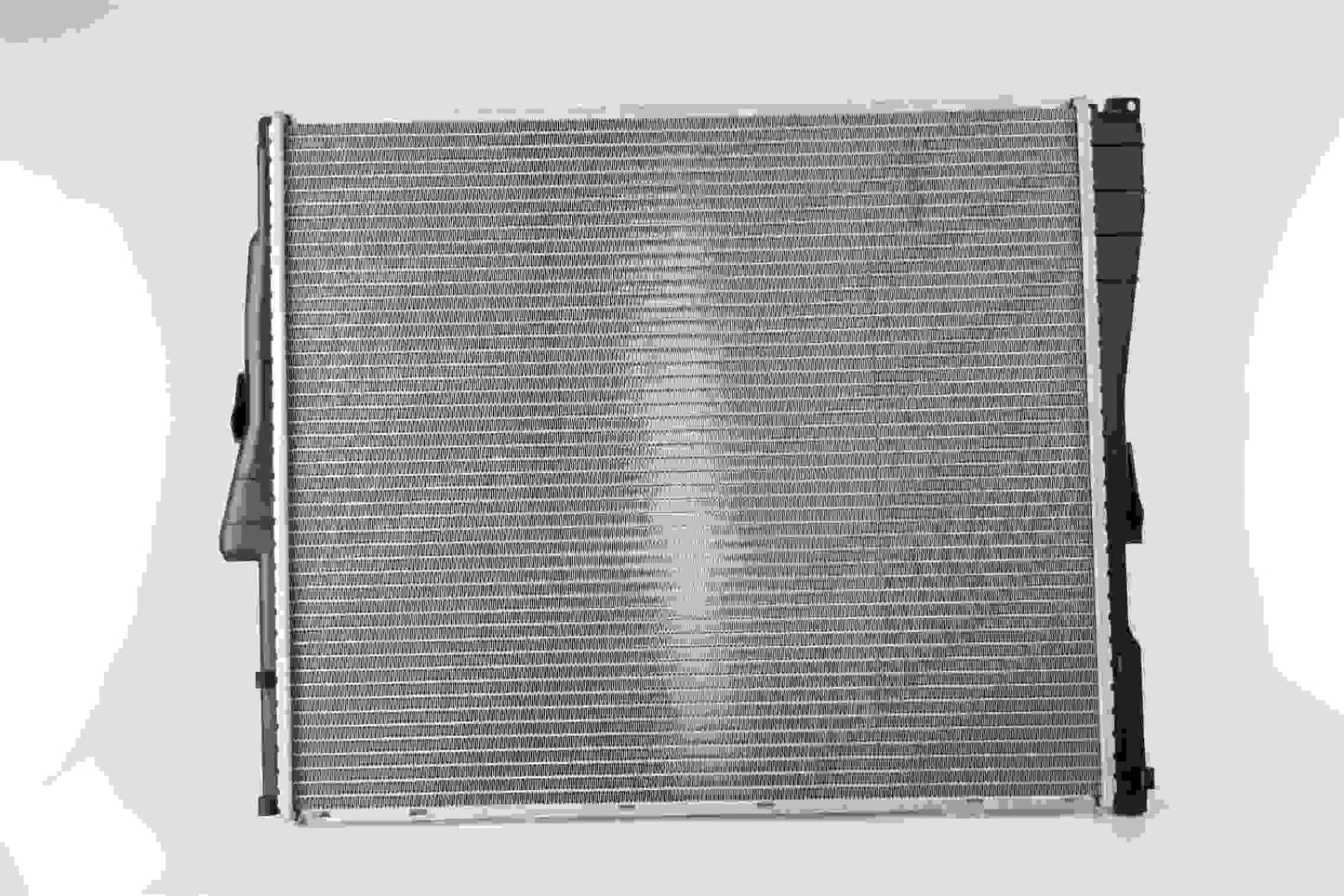 Front View of Radiator NISSENS 60803A