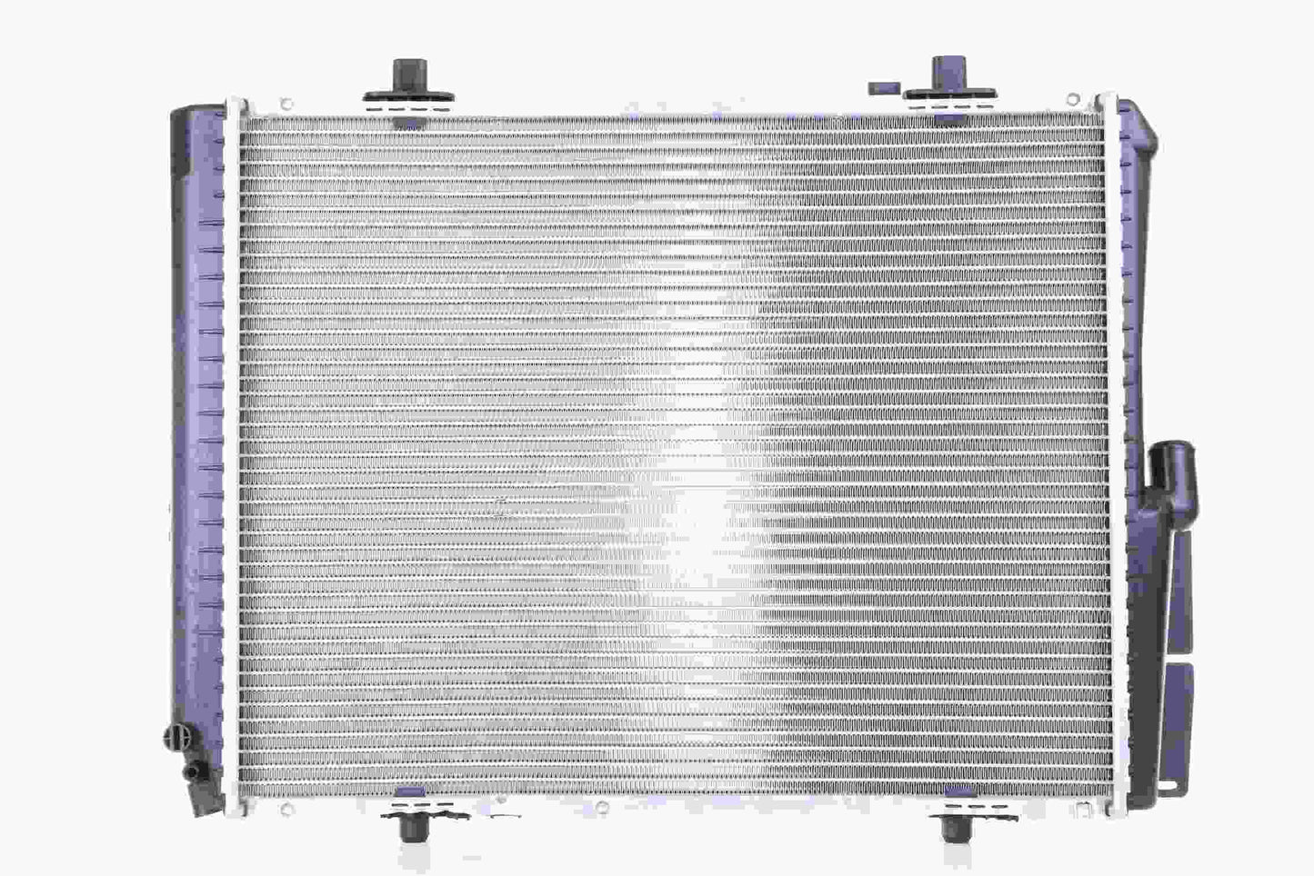 Left View of Radiator NISSENS 62582A