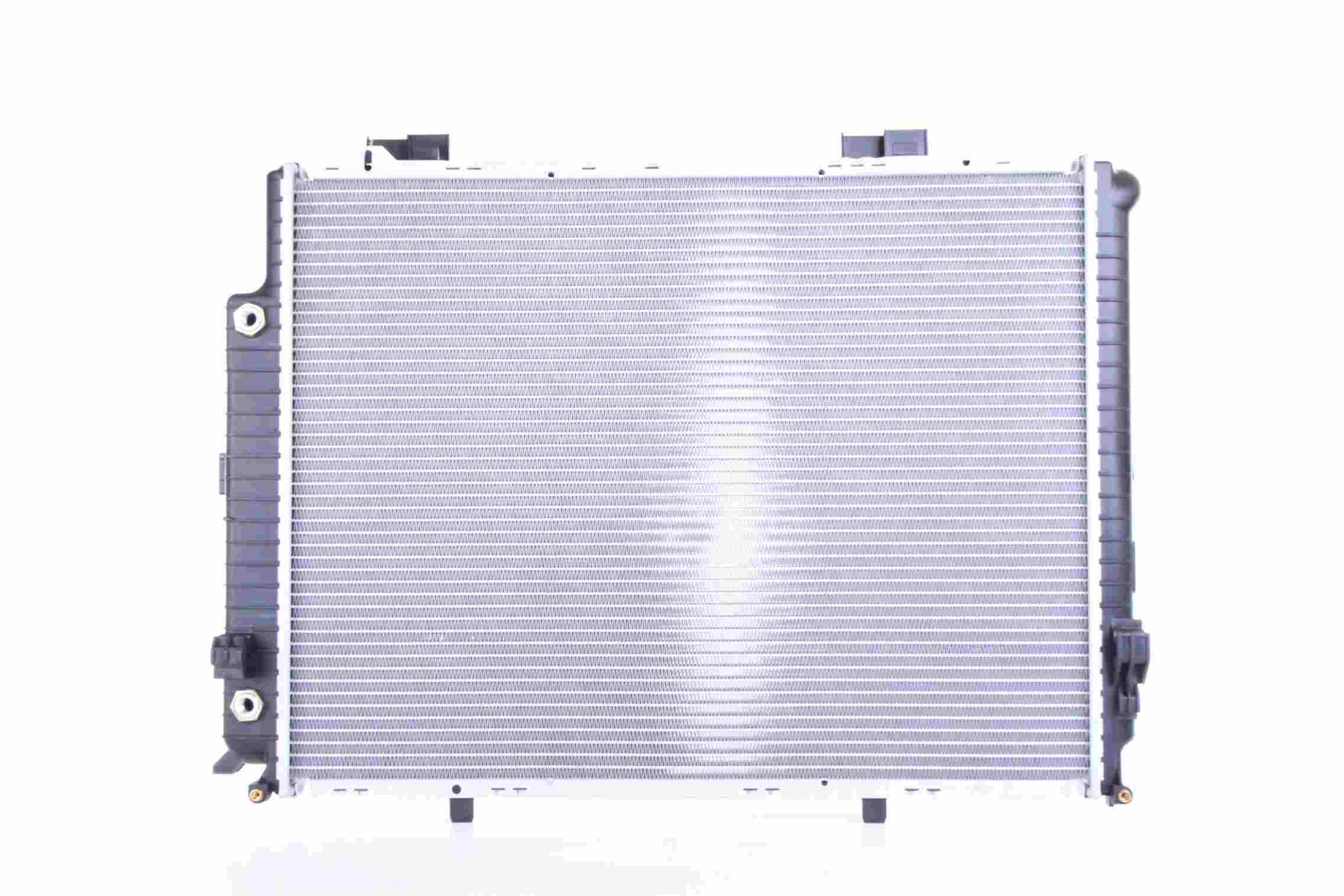 Angle View of Radiator NISSENS 62612A