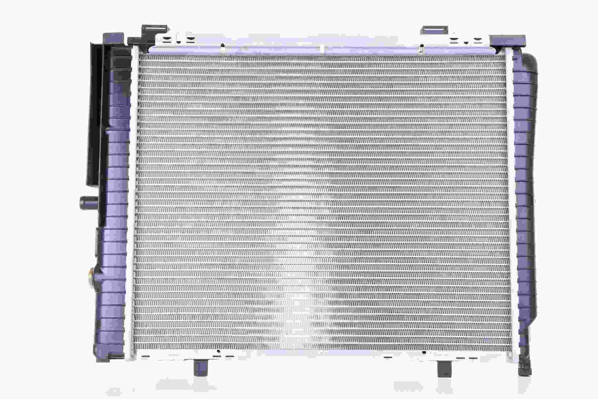 Left View of Radiator NISSENS 62712A