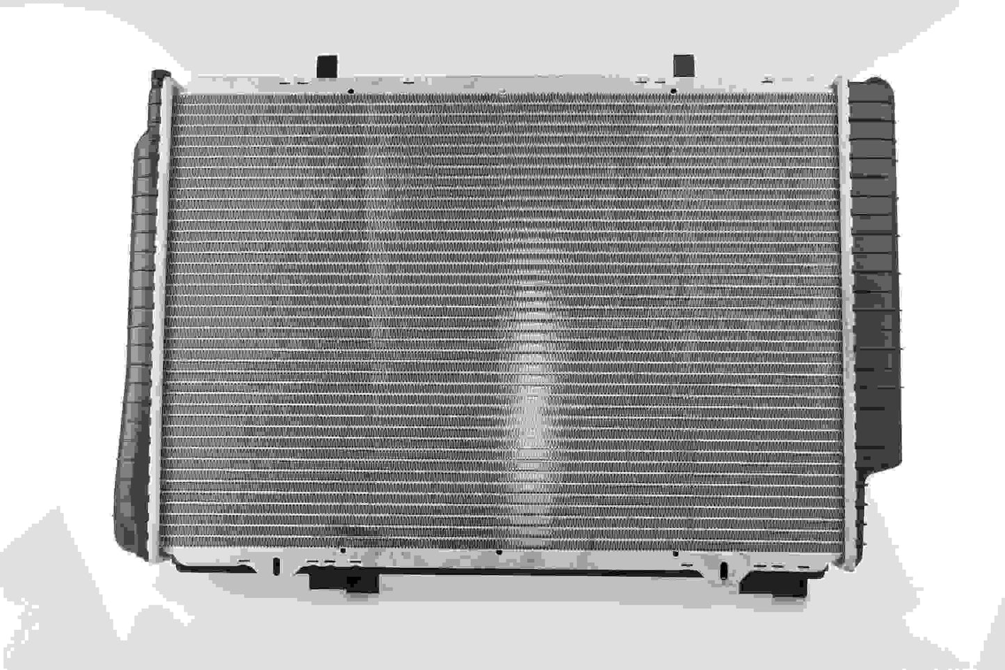 Front View of Radiator NISSENS 62749A