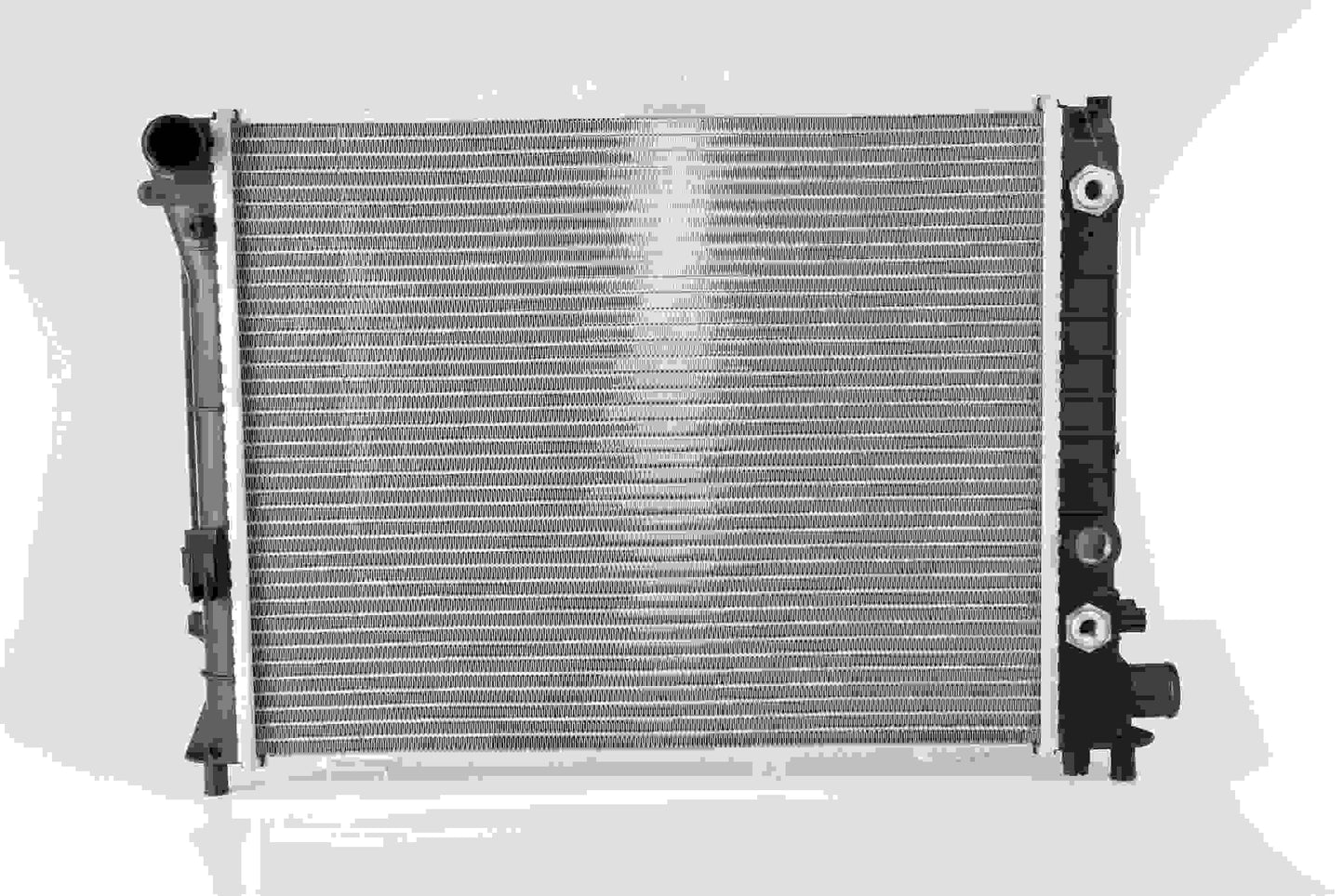 Angle View of Radiator NISSENS 64033A