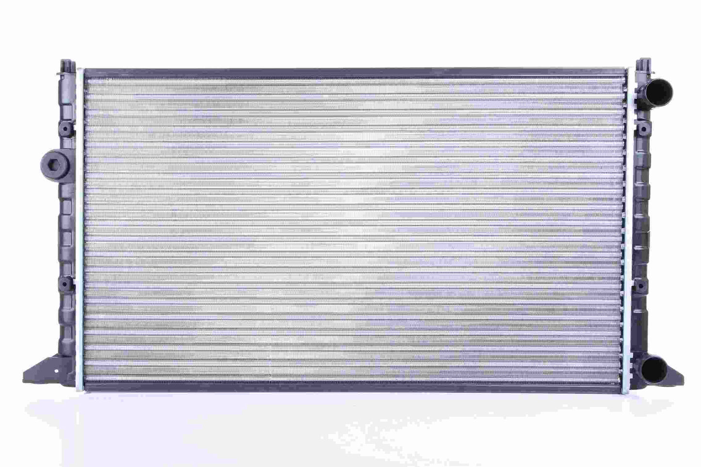 Angle View of Radiator NISSENS 65266