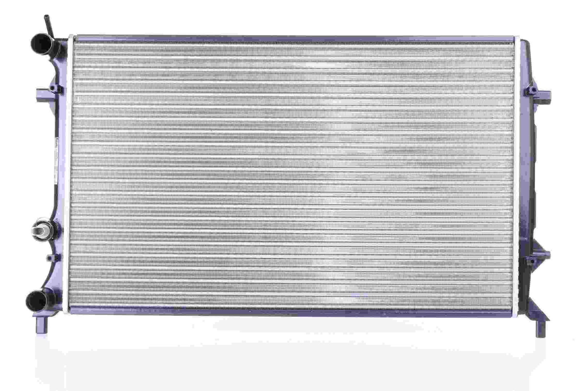 Angle View of Radiator NISSENS 65296