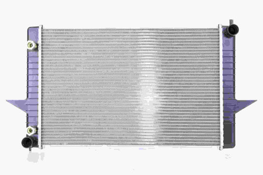 Angle View of Radiator NISSENS 65548A