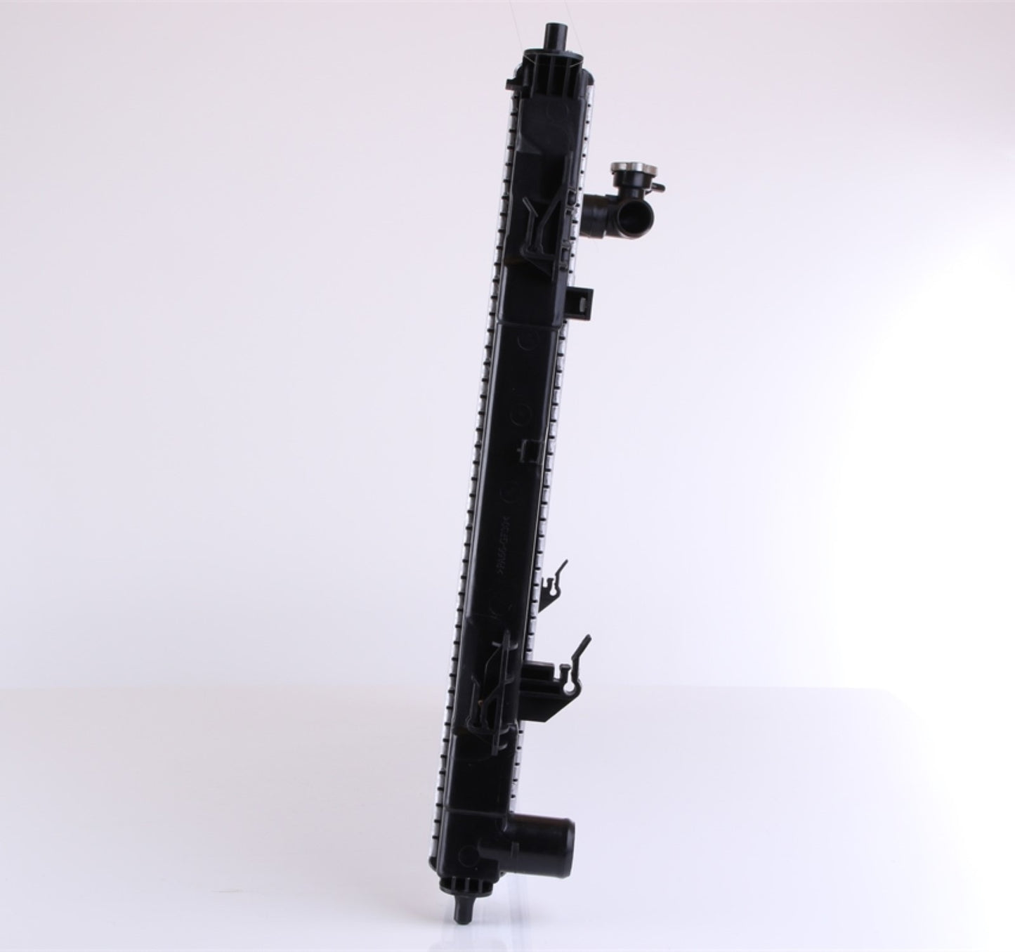 Back View of Radiator NISSENS 66783