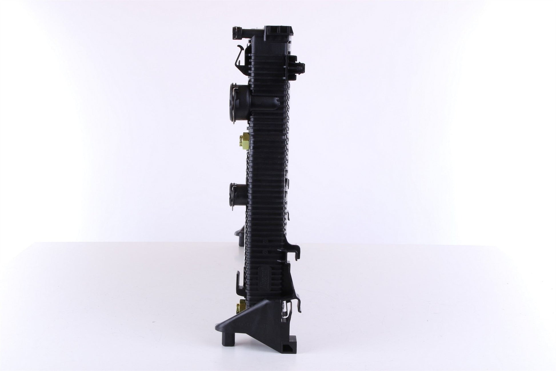 Left View of Radiator NISSENS 67162