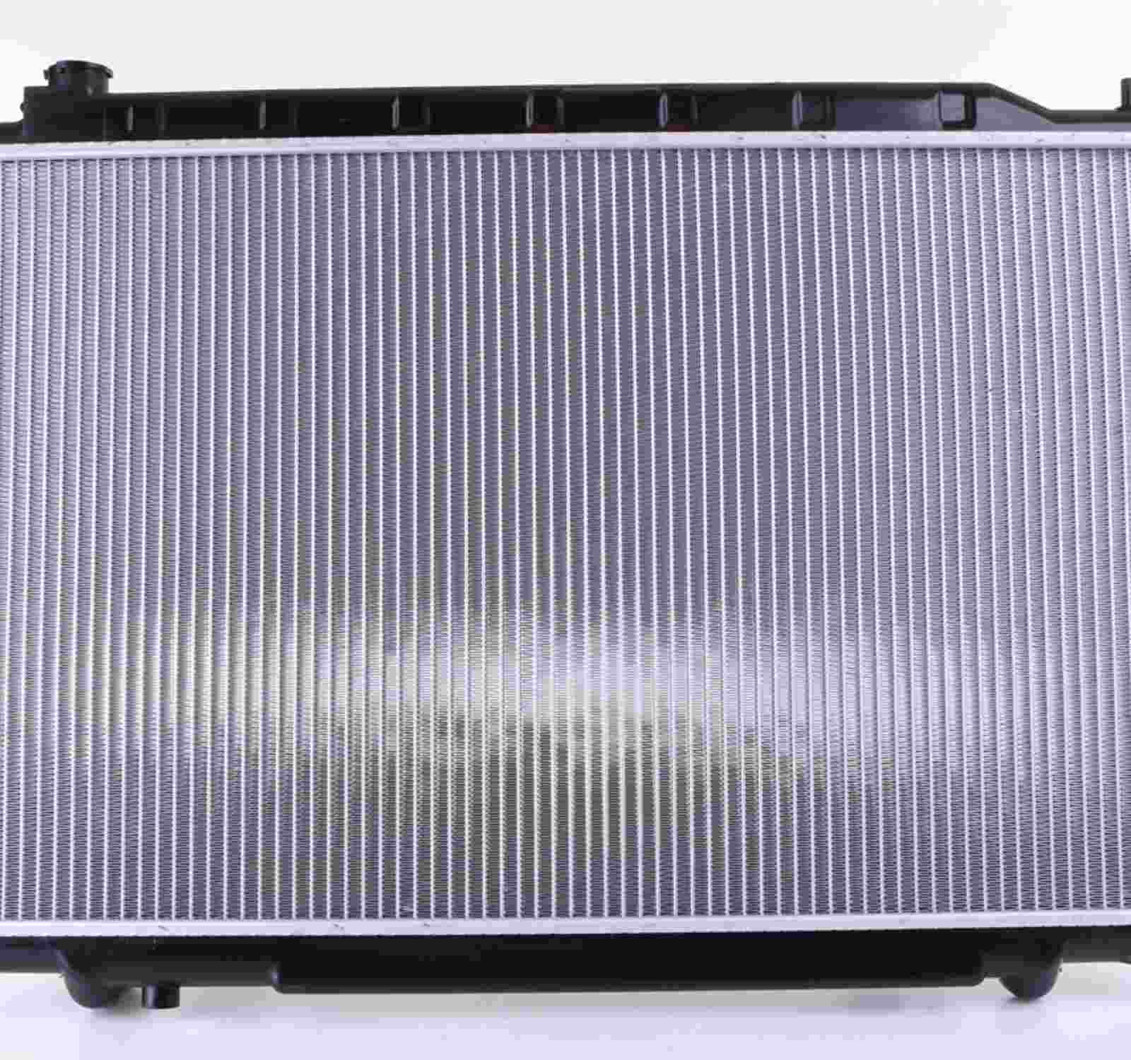 Front View of Radiator NISSENS 68712