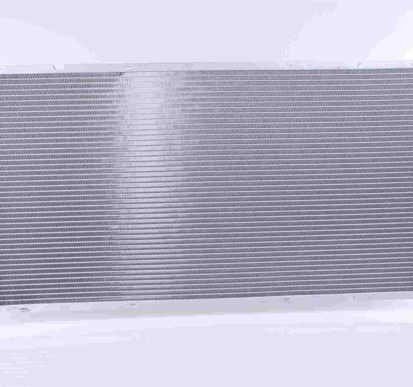 Front View of Center Radiator NISSENS 69091