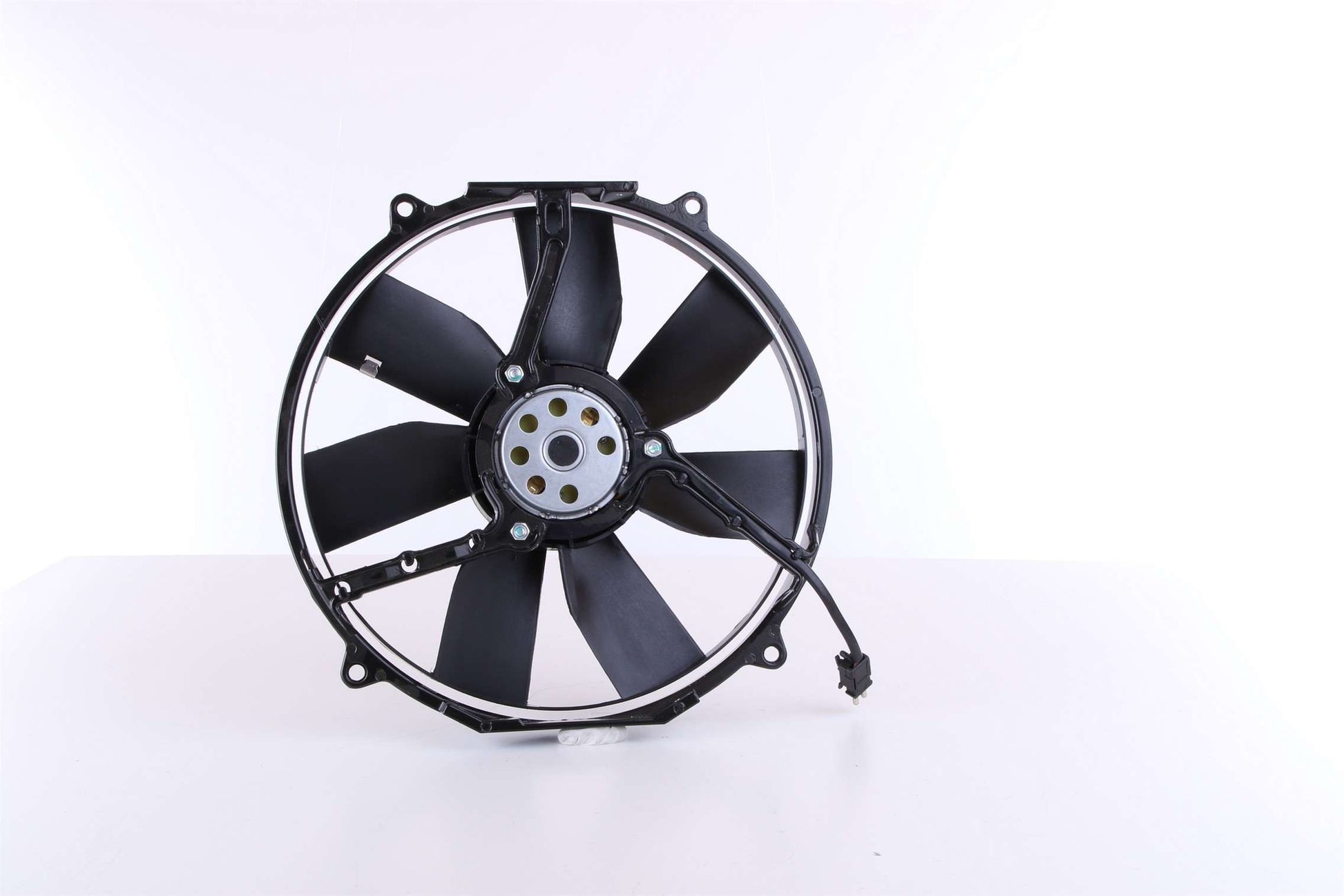 Left View of Front Engine Cooling Fan Assembly NISSENS 85151