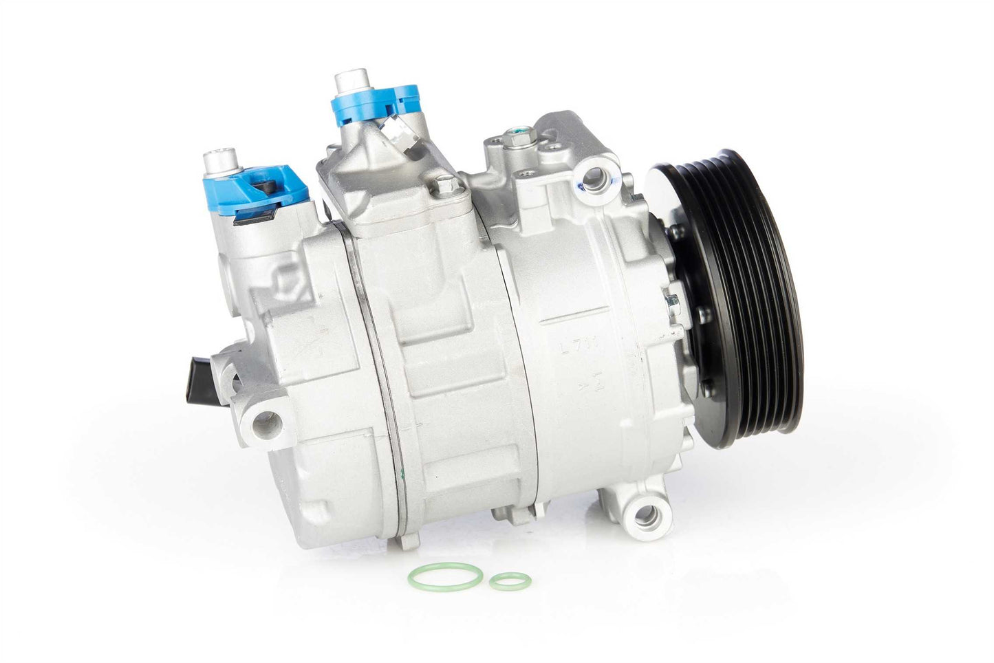 Right View of A/C Compressor NISSENS 890337