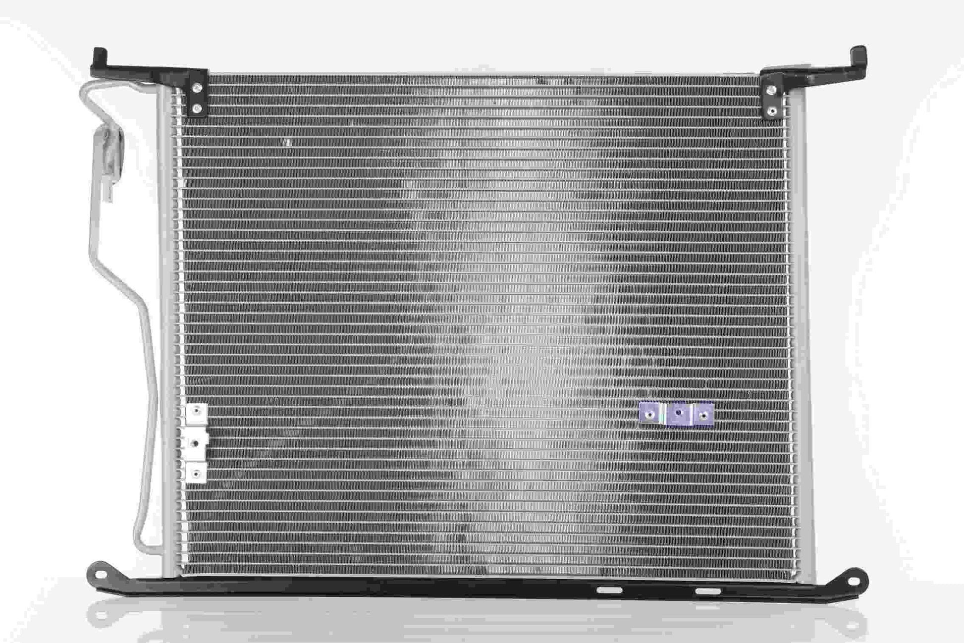 Angle View of A/C Condenser NISSENS 94980