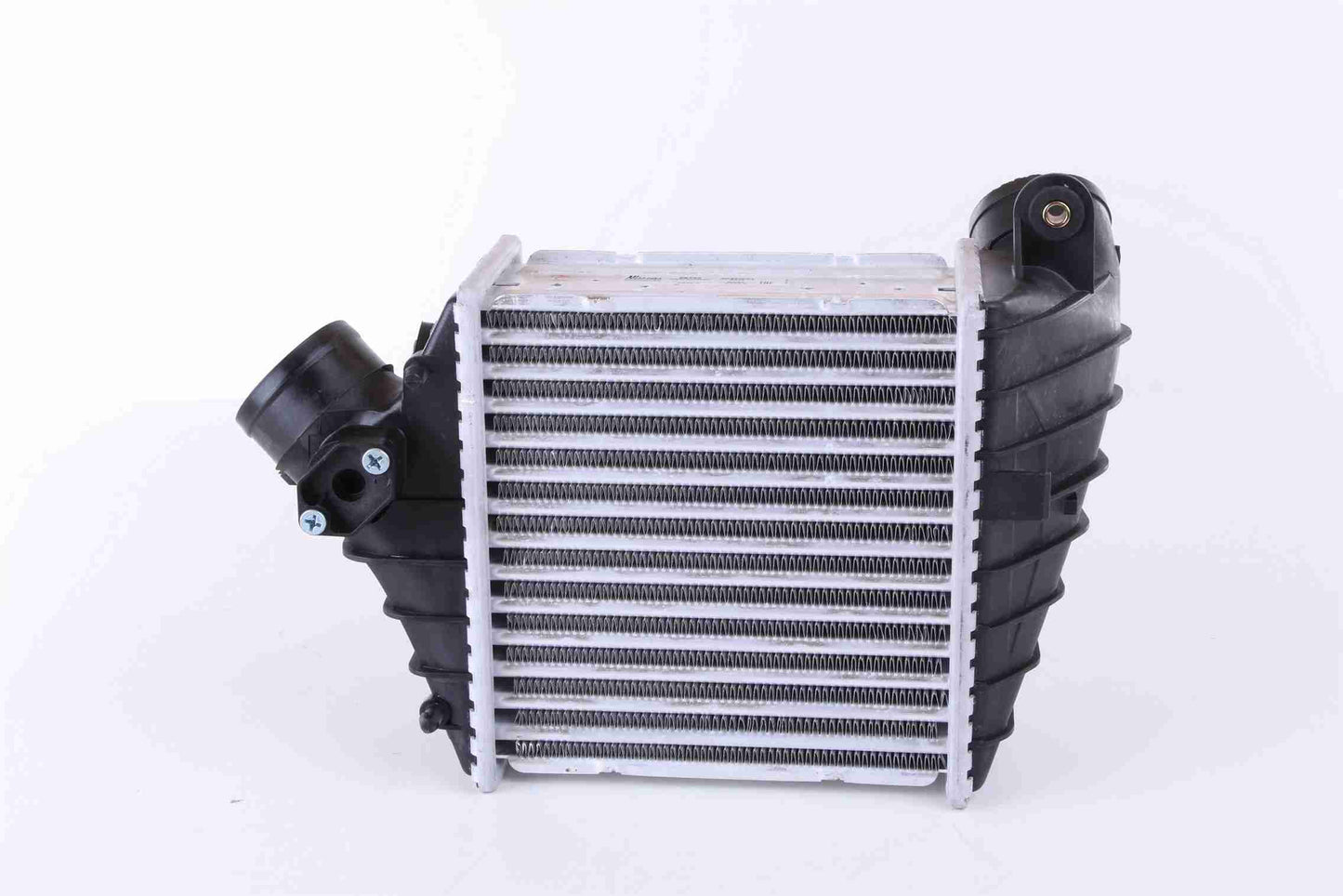 Left View of Front Intercooler NISSENS 96759