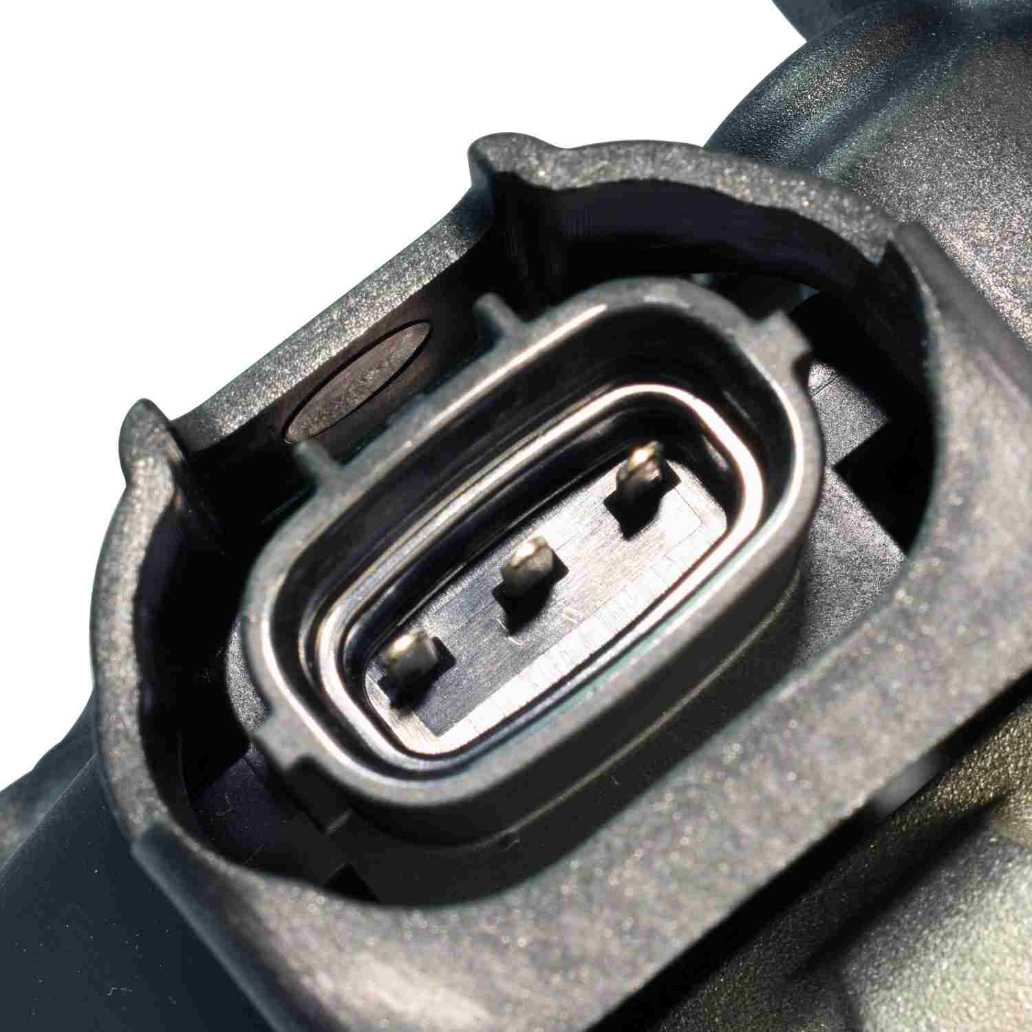 Connector View of Alternator MANDO 11A1097