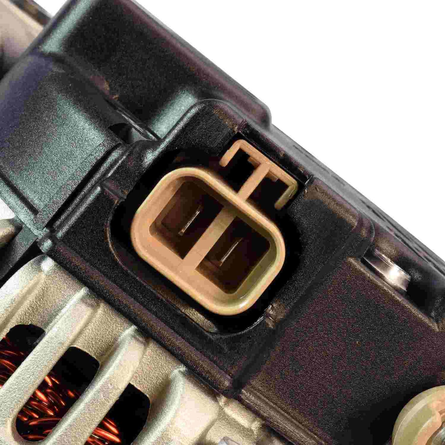 Connector View of Alternator MANDO 11A1302