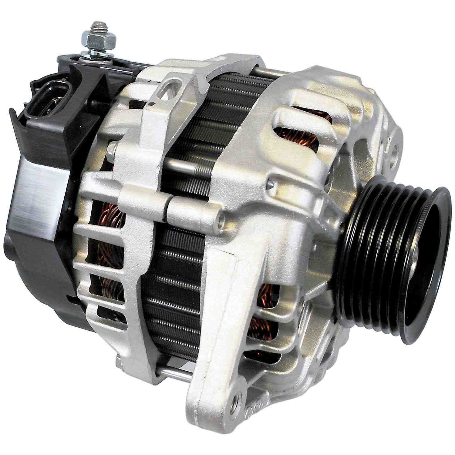 Angle View of Alternator DENSO 211-6031