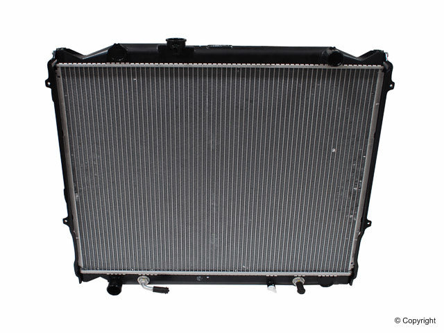 Top View of Radiator DENSO 221-0508