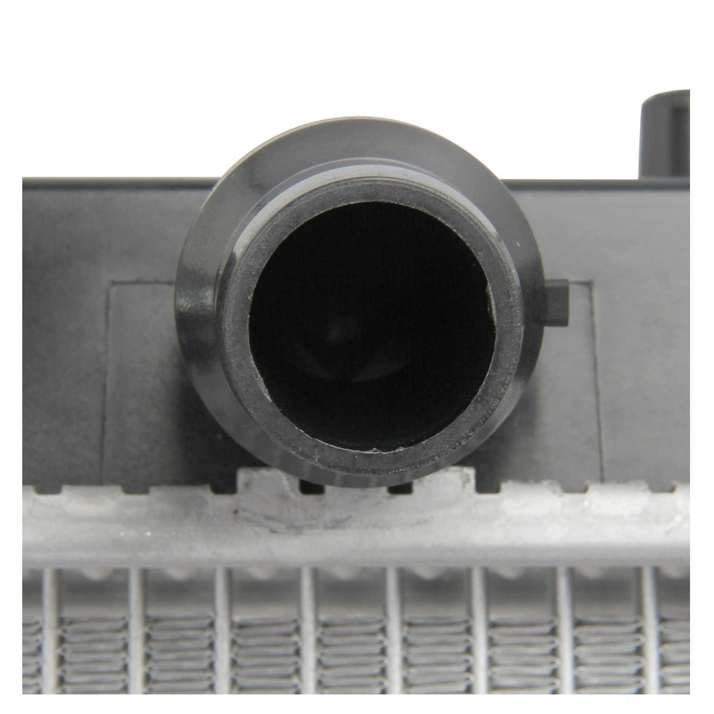 Side View of Radiator DENSO 221-3236