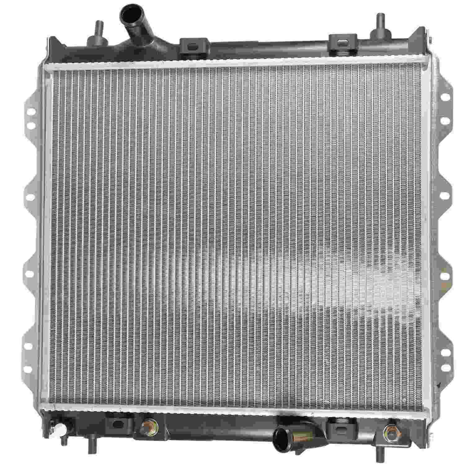 Front View of Radiator DENSO 221-7007