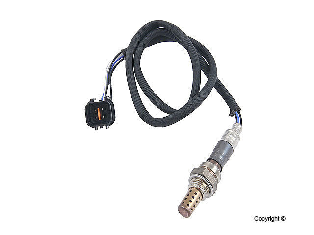 Top View of Right Oxygen Sensor DENSO 234-4631