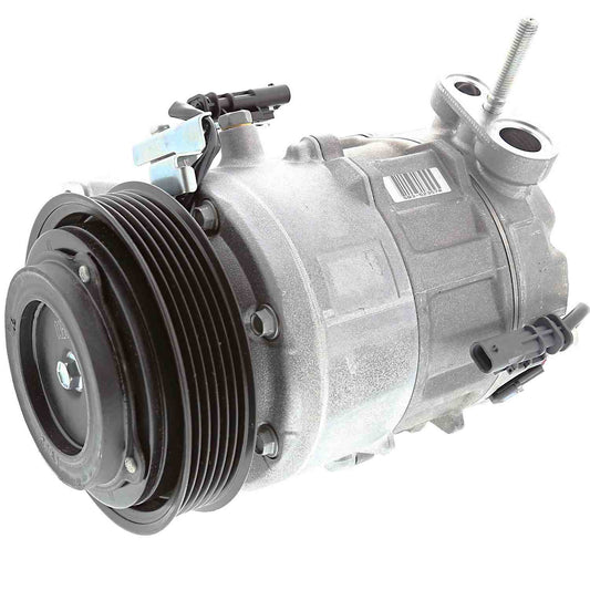 Angle View of A/C Compressor DENSO 471-0720