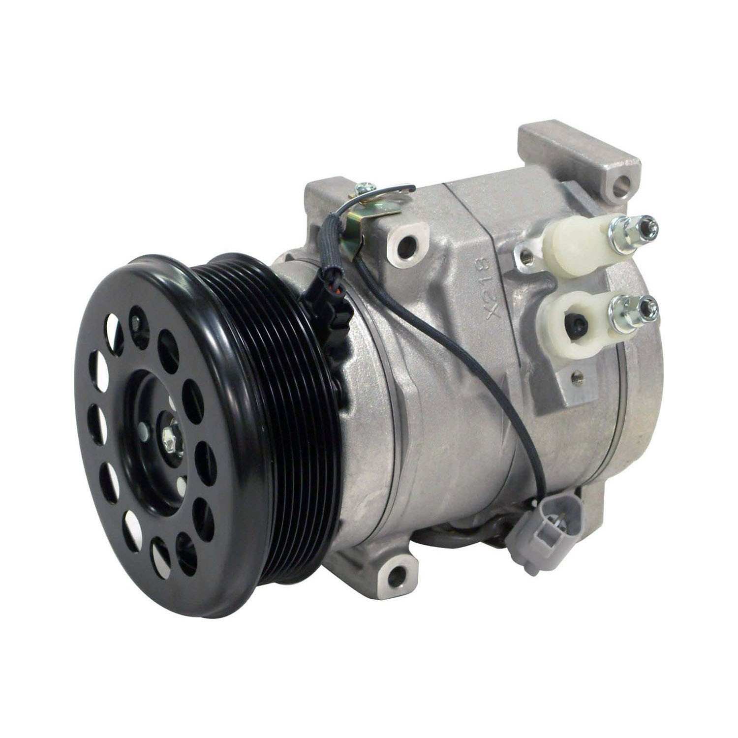 Angle View of A/C Compressor DENSO 471-1413