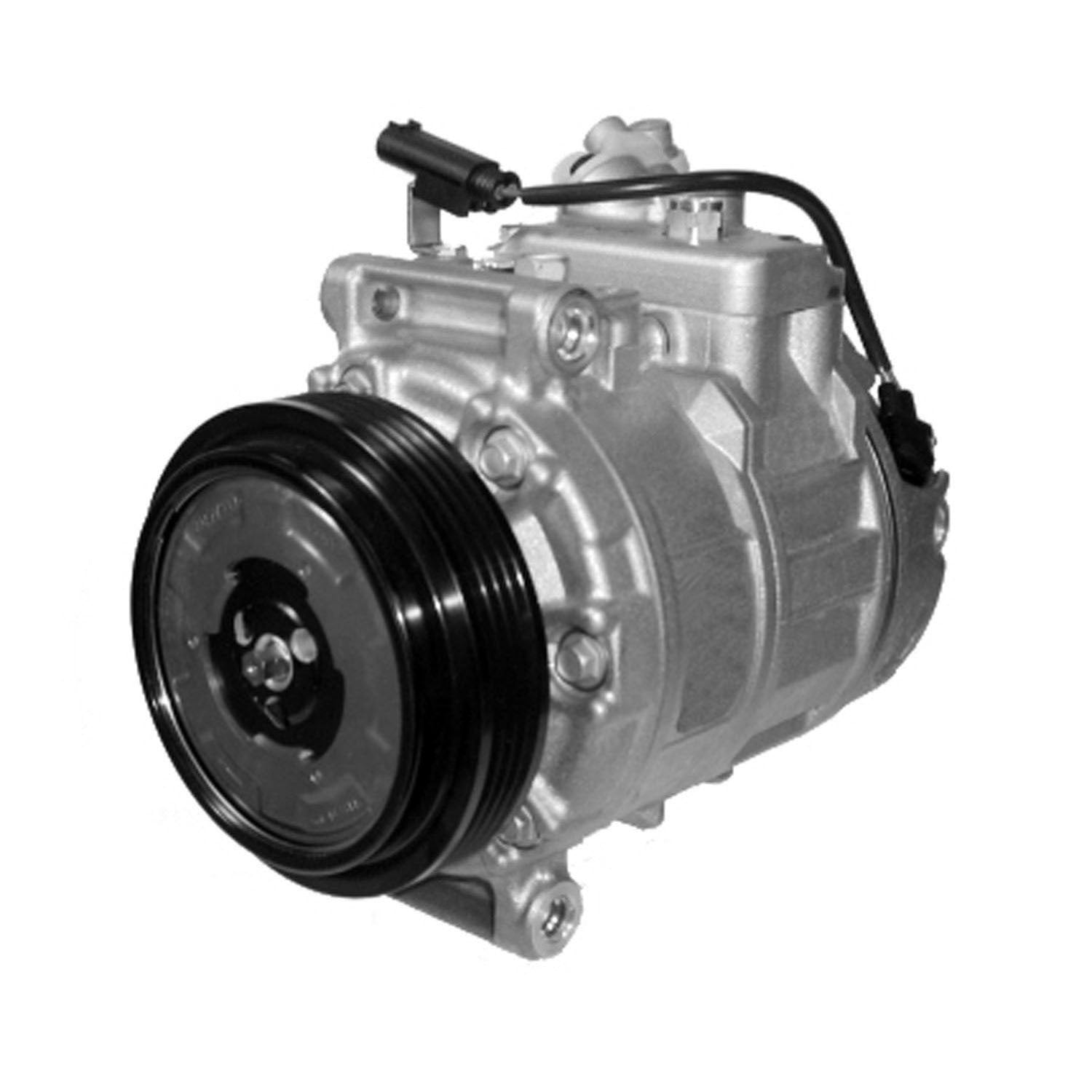 Angle View of A/C Compressor DENSO 471-1483