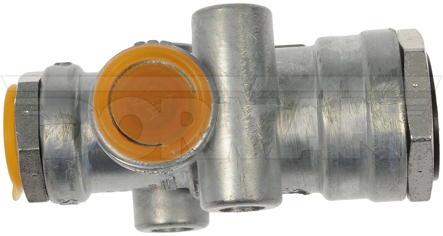 Top View of Fuel Injection Pressure Regulator DORMAN 904-7928