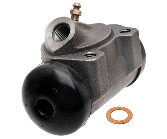 Angle View of Front Left Drum Brake Wheel Cylinder RAYBESTOS WC36050