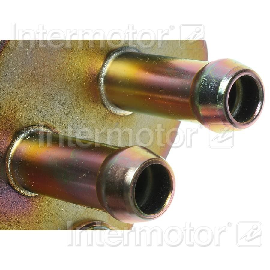 Connector View of Idle Air Control Valve STANDARD IGNITION AC248