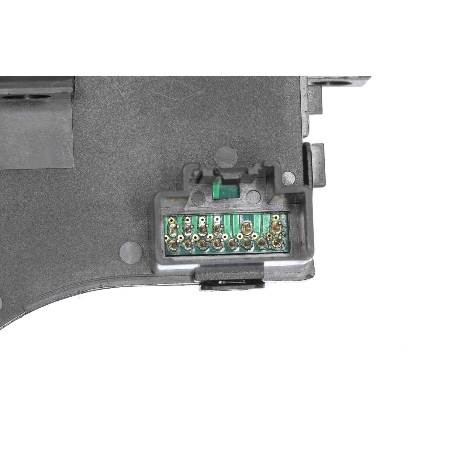 Connector View of Windshield Wiper Switch STANDARD IGNITION CBS-1899