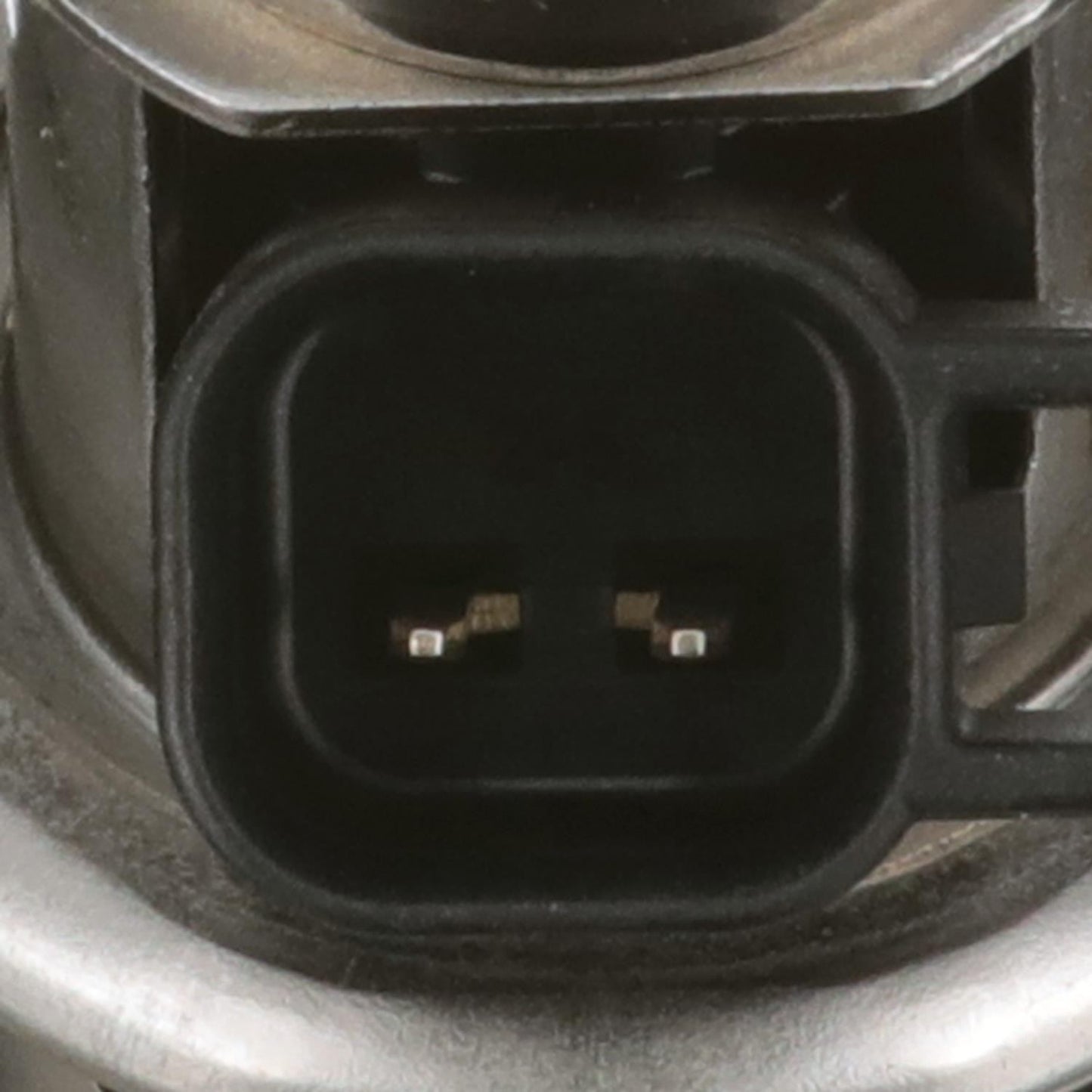 Connector View of Diesel Exhaust Fluid (DEF) Injection Nozzle STANDARD IGNITION DFI3