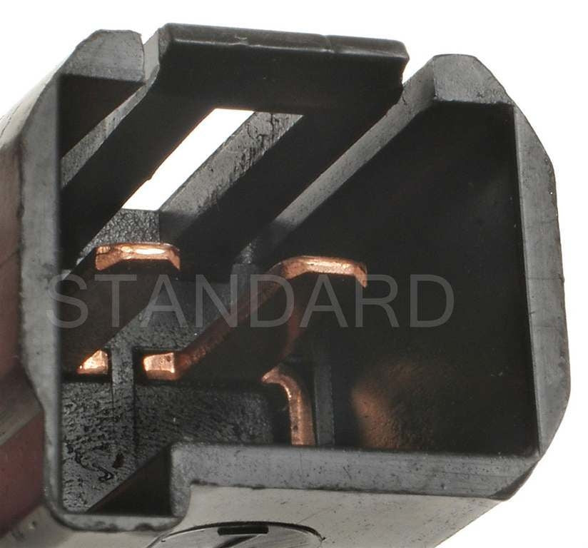 Connector View of Trunk Lid Release Switch STANDARD IGNITION DS-1120