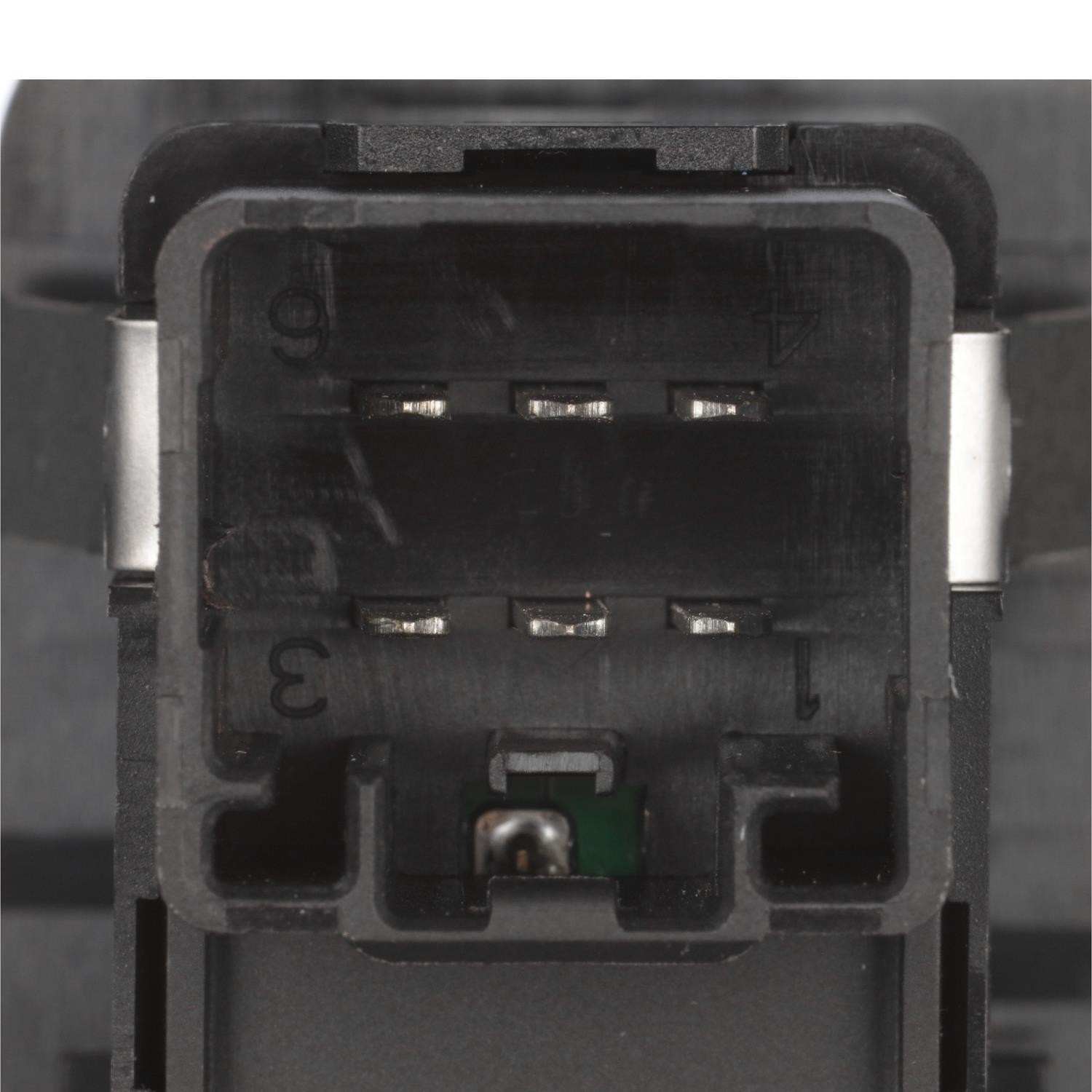 Connector View of Rear Door Window Switch STANDARD IGNITION DWS-565