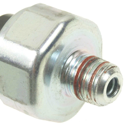 Connector View of Engine Oil Pressure Switch STANDARD IGNITION PS-171