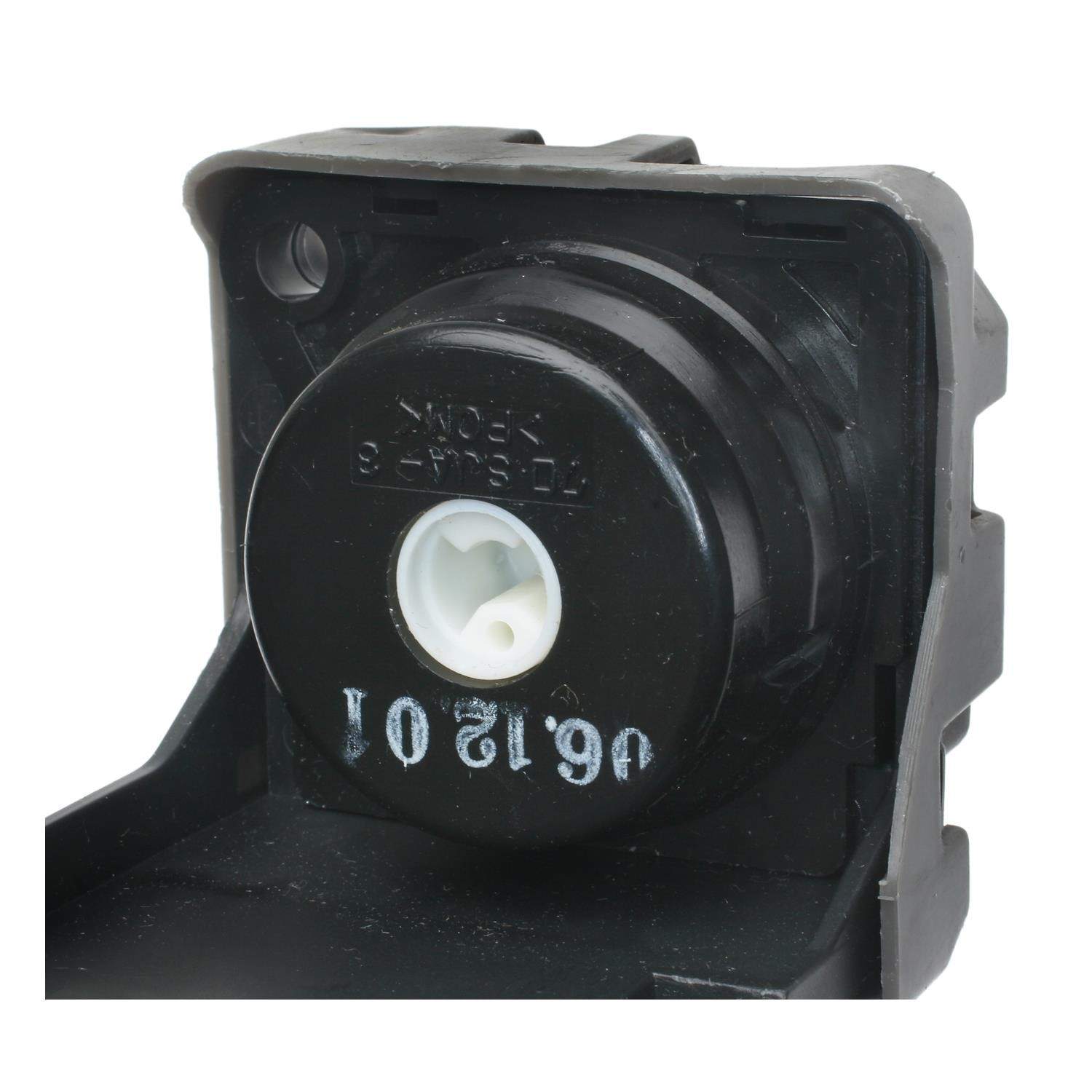 Connector View of Ignition Switch STANDARD IGNITION US-690