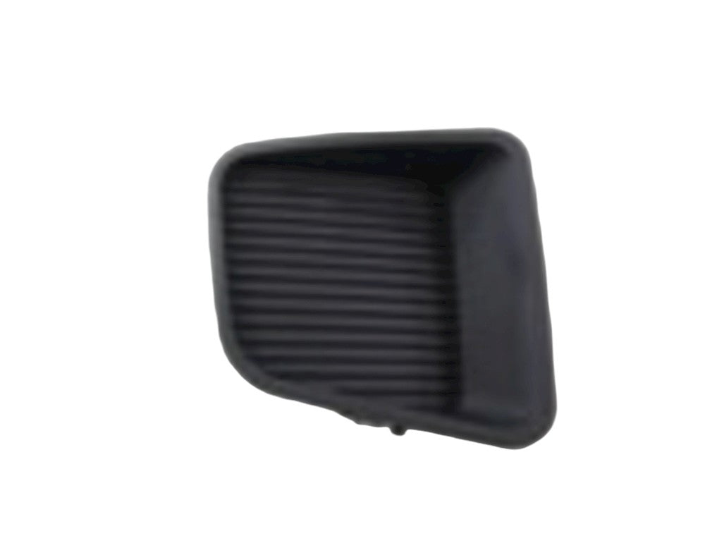 Front View of Front Right Bumper Insert TECH PRO TO1039174