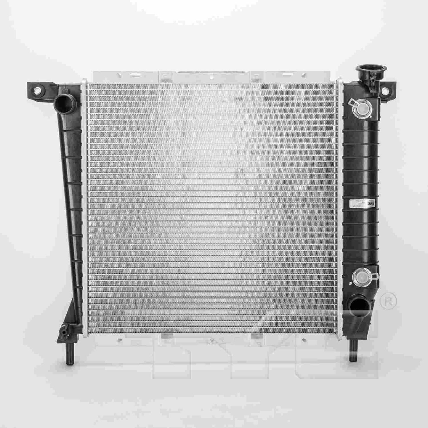 Front View of Radiator TYC 1062