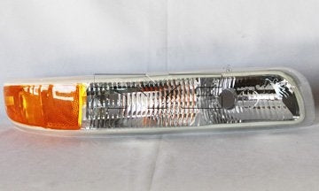 Front View of Right Turn Signal / Parking / Side Marker Light TYC 12-5099-01